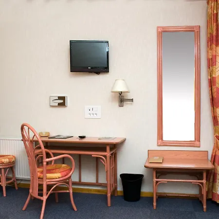 ホテル De Normandie 3*